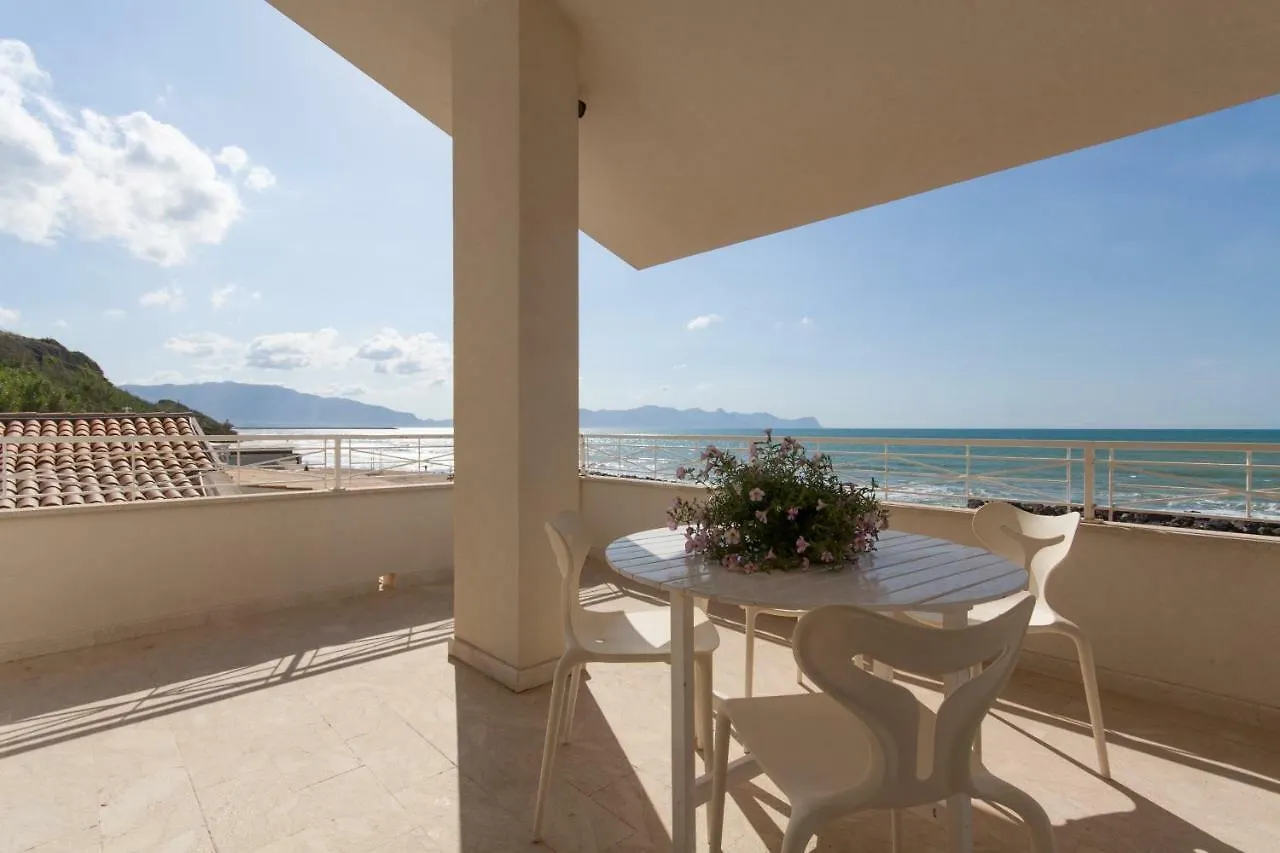 Terrazza Sul Mare By Le Dhome Sicily Trappeto  Itália